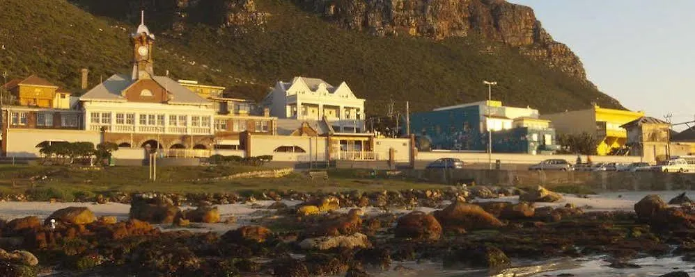 Stoked Backpackers Ostello Muizenberg
